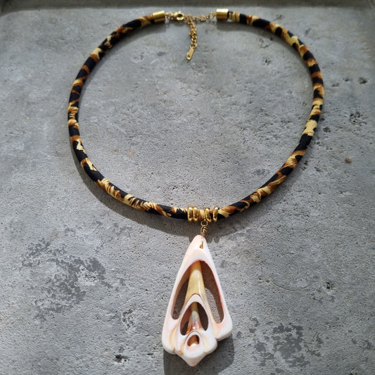 Ketting luipaard stof print schelp