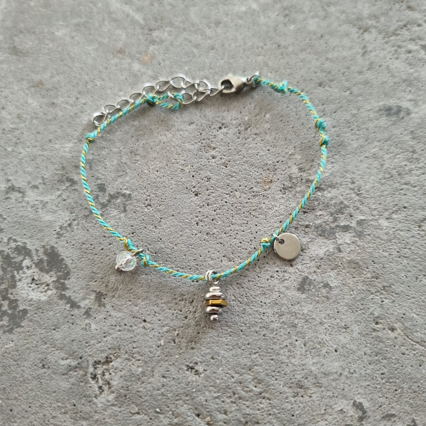 Armband koord bedeltjes