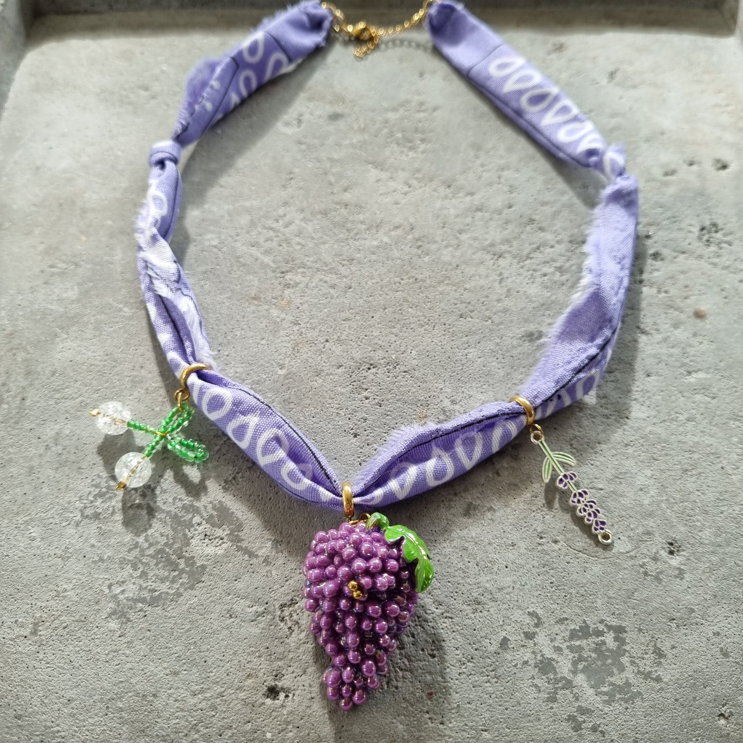 Ketting bandana druif kersen paars