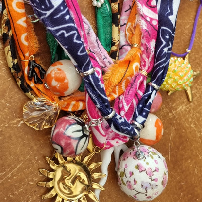 Ketting bandana keramiek aardewerk