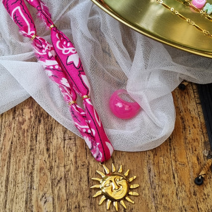Ketting bandana zon roze