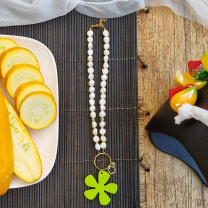 Ketting zoetwaterparels bloem groen