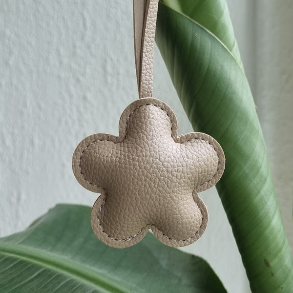 Tashangers bloemen