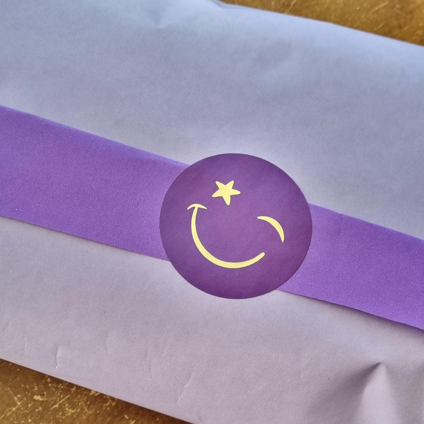 Cadeaupapier effen paars lila