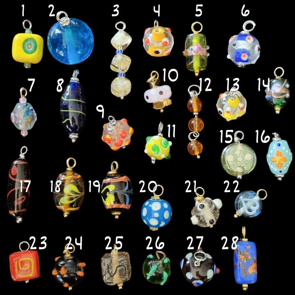 Bedels glas lampwork handgemaakt 2